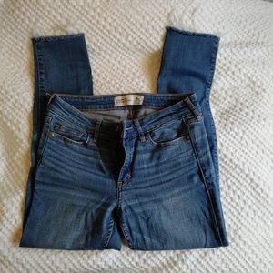 A&F Super skinny cutoffs 4R